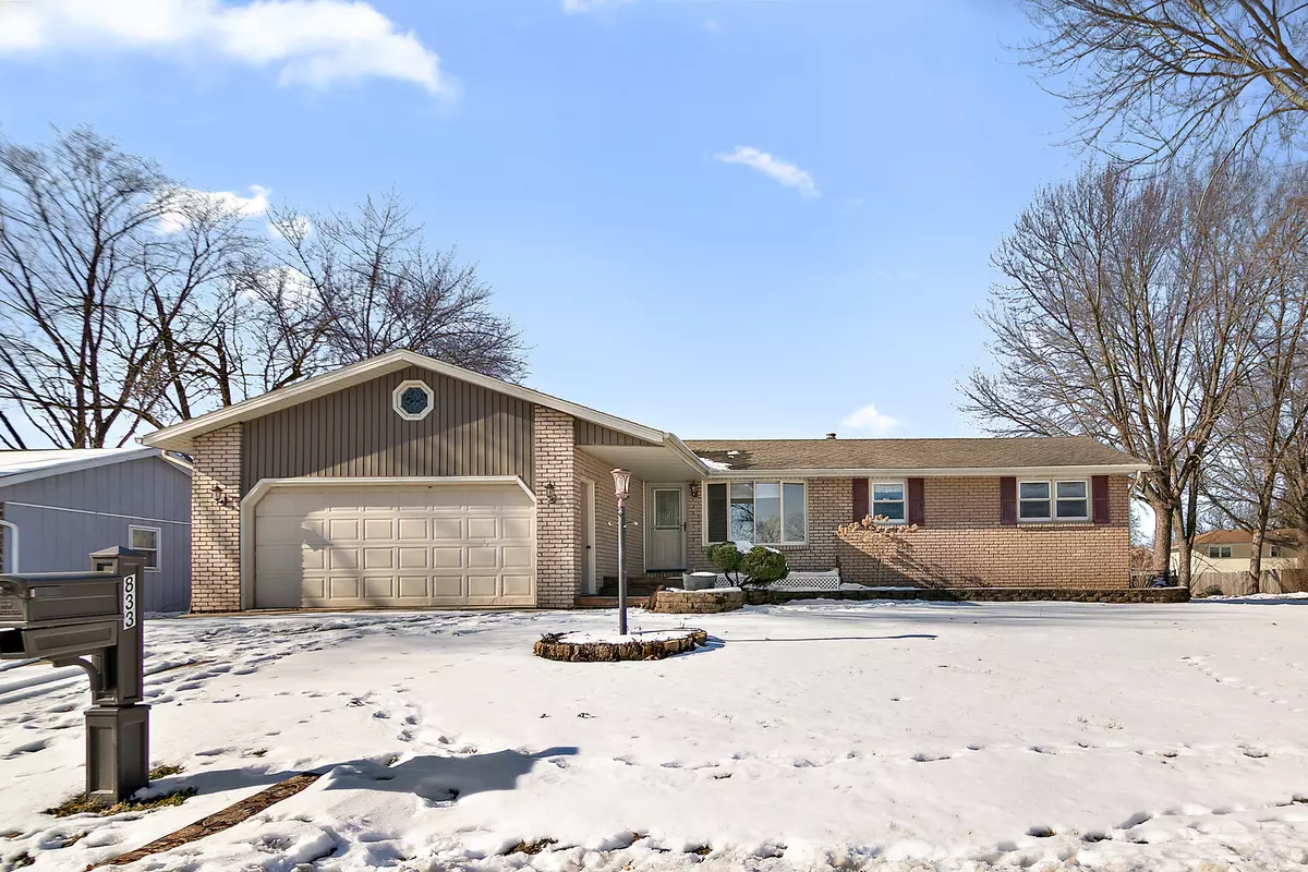 Bourbonnais, IL 60914,833 Bunker Hill Drive