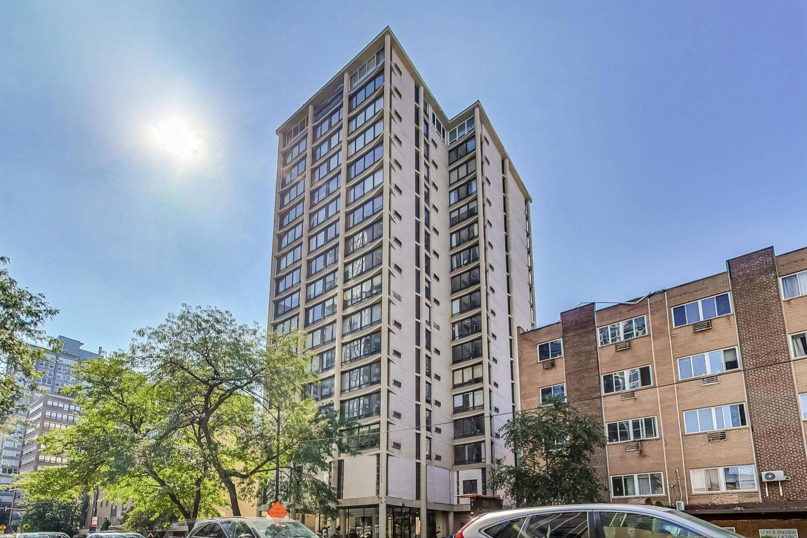 5740 N Sheridan Road #4A, Chicago, IL 60660