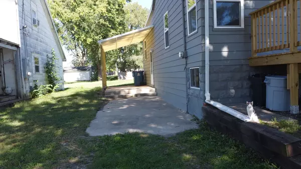 Watseka, IL 60970,530 E Ash Street