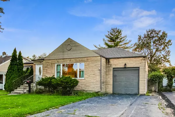 Oak Lawn, IL 60453,9112 Lynwood Drive