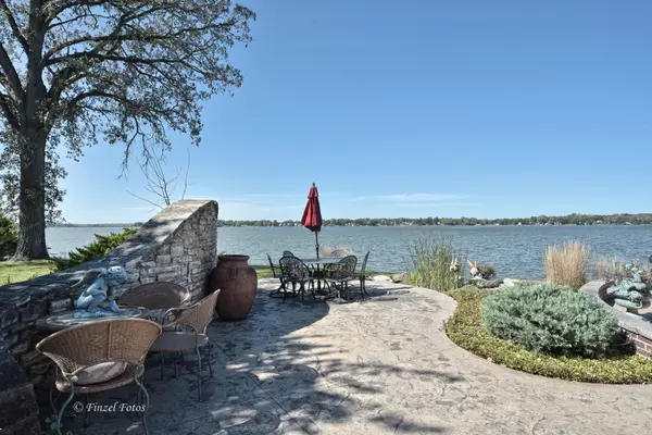 Lake Villa, IL 60046,25660 W Columbia Bay Drive