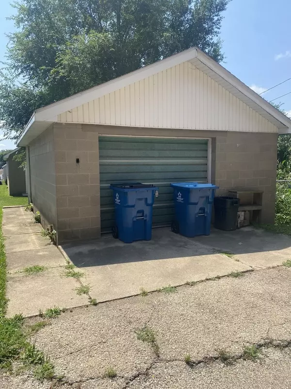 Spring Valley, IL 61362,412 W Saint Paul Street