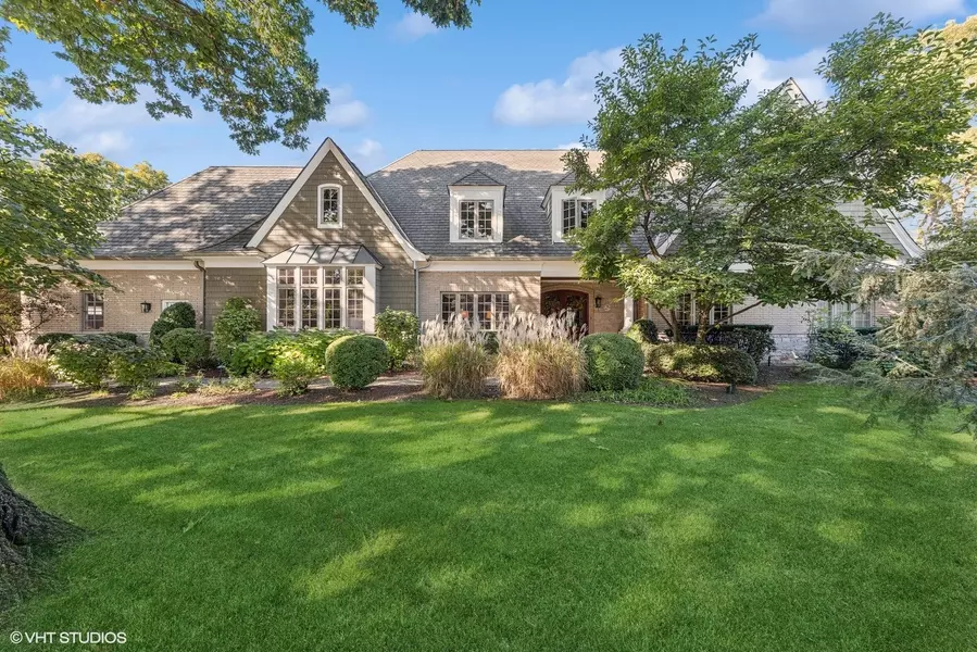 16 Robin Hood Ranch, Oak Brook, IL 60523