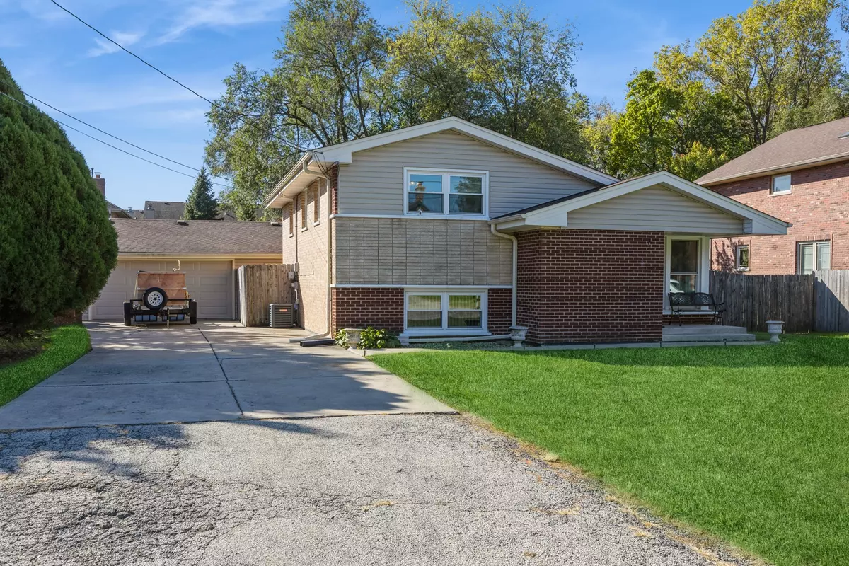 Hickory Hills, IL 60457,7909 W 93rd Street