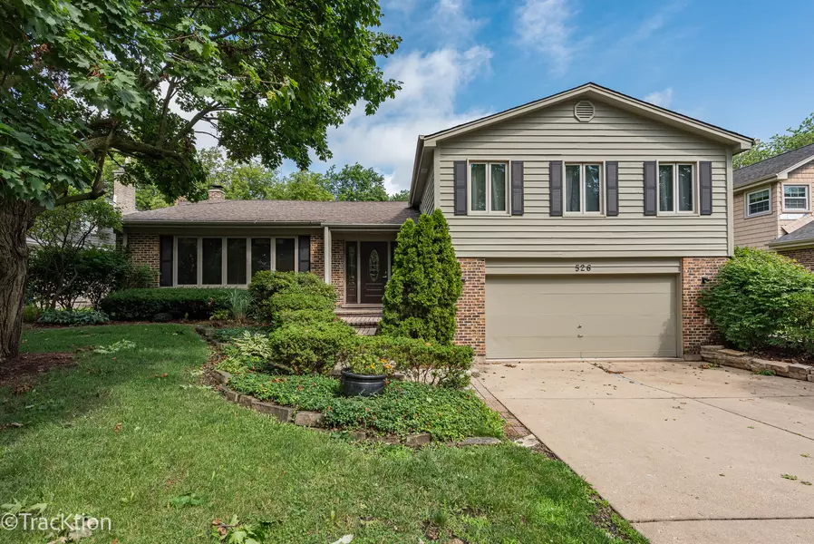 526 Carlisle Court, Glen Ellyn, IL 60137