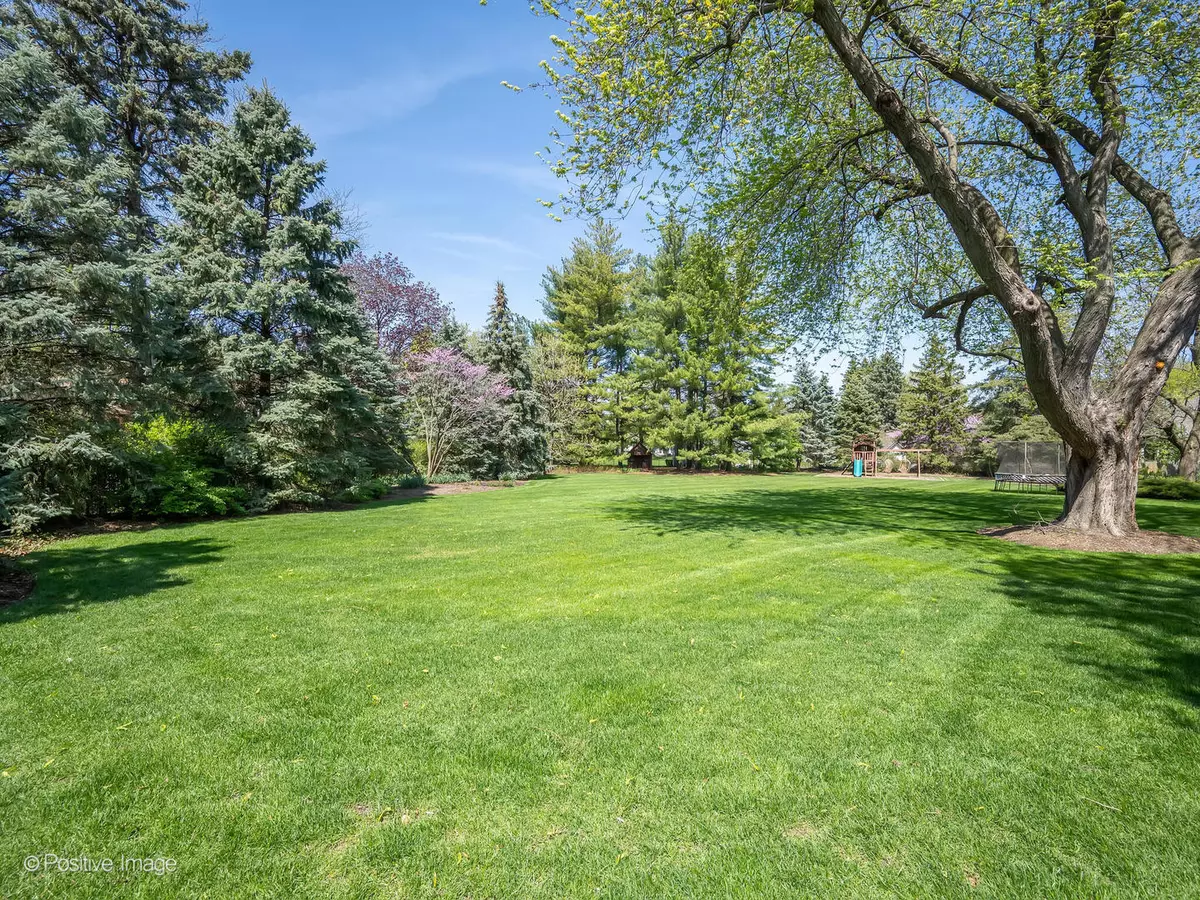 Hinsdale, IL 60521,705 E 3rd Street