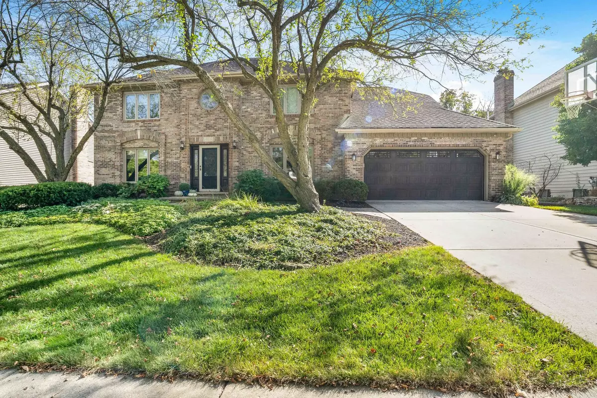 Naperville, IL 60565,406 Sagebrush Road