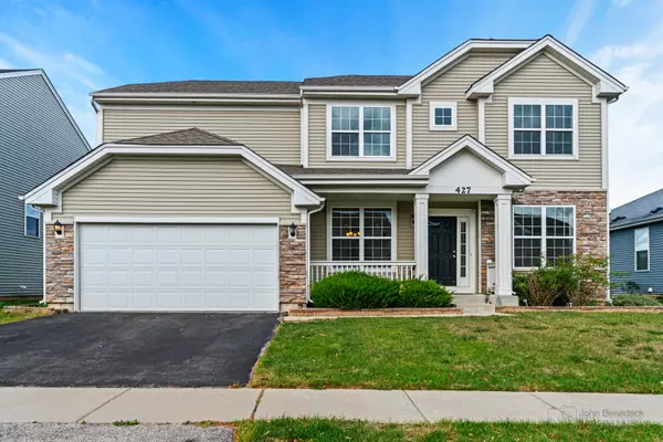 427 Minuet Circle, Volo, IL 60073