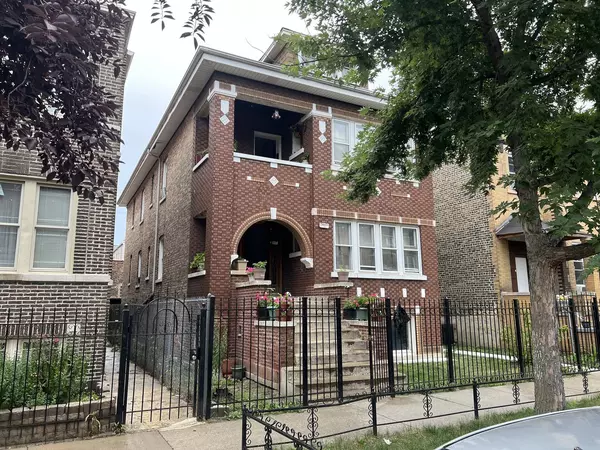 2447 S Christiana Avenue,  Chicago,  IL 60623