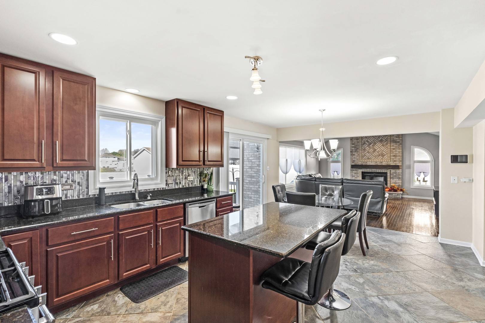Lansing, IL 60438,18140 Crystal Lane