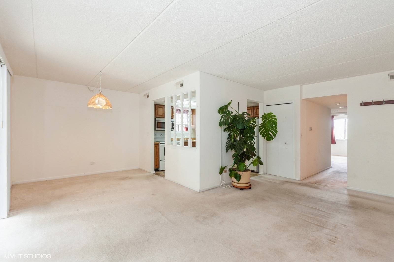 Naperville, IL 60563,468 Valley Drive #201