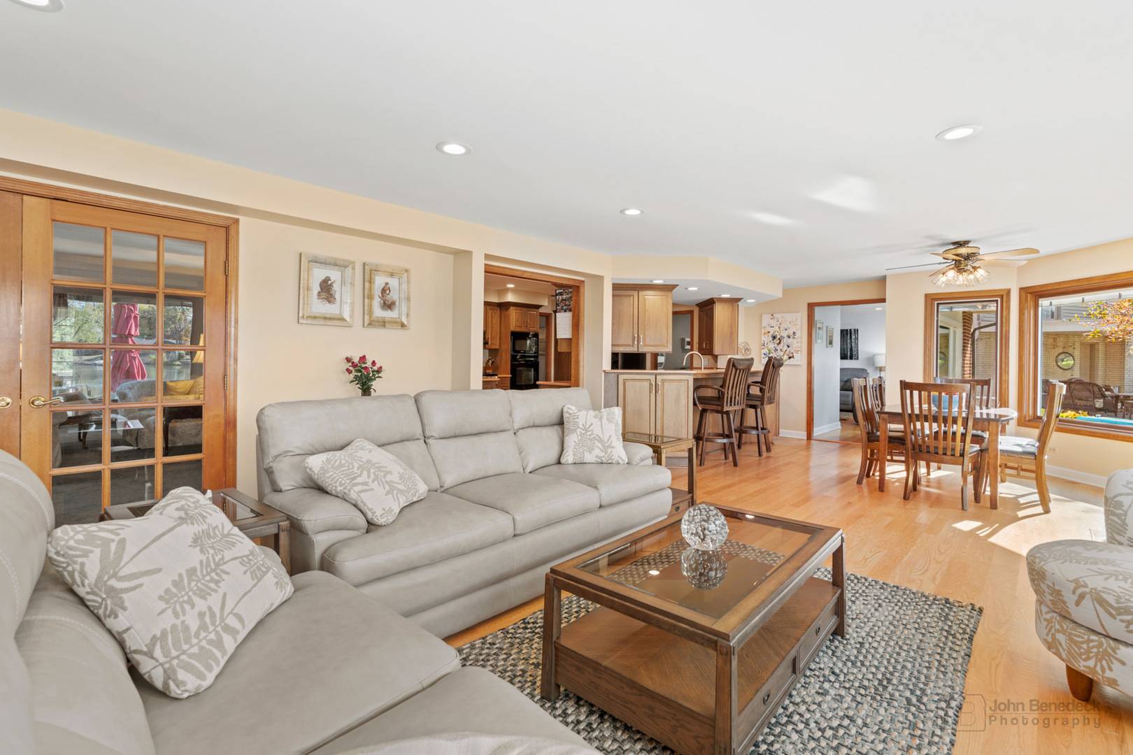 Arlington Heights, IL 60005,2904 S Briarwood E Drive