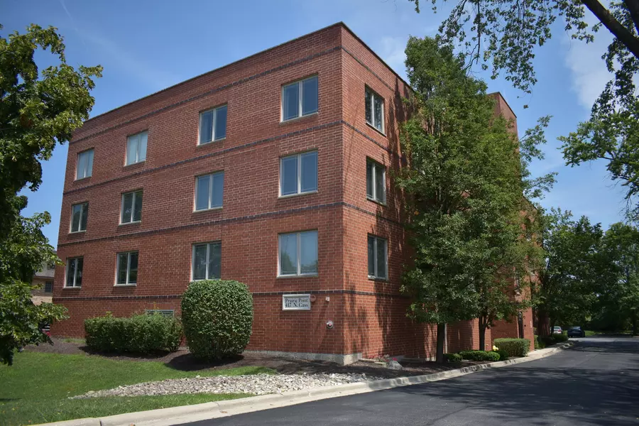 417 N CASS Avenue #3D, Westmont, IL 60559