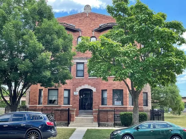 5623 S Prairie Avenue #1S, Chicago, IL 60637