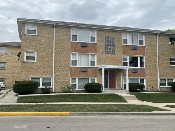 7134 Riverside Drive #1S, Berwyn, IL 60402