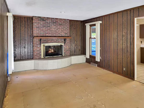 Caledonia, IL 61011,6321 Blyth Road