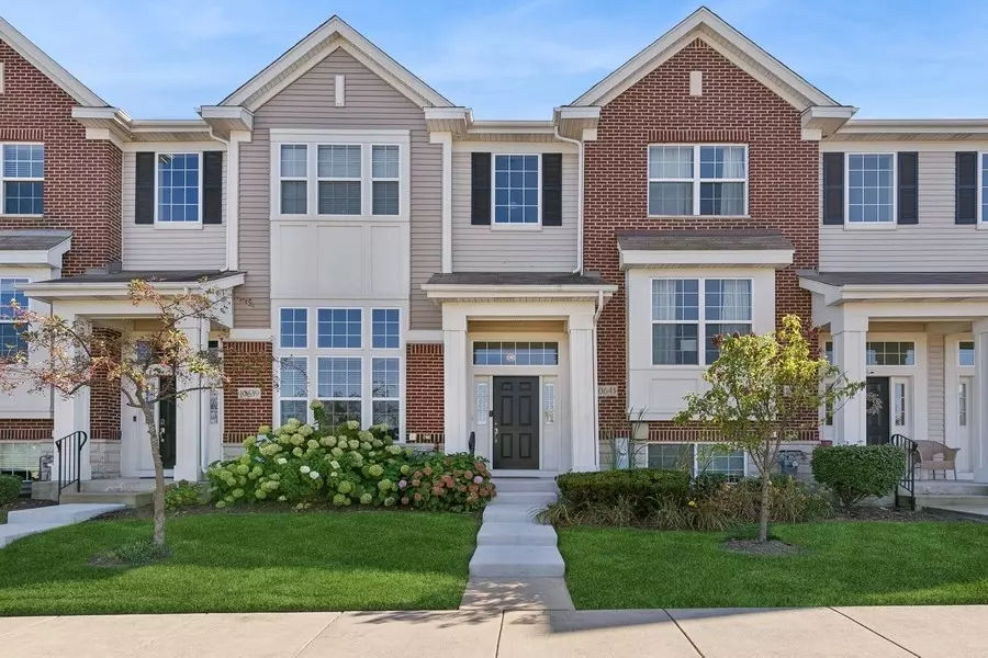 10643 W 153rd Street, Orland Park, IL 60462