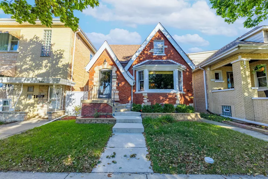 4805 S Kedvale Avenue, Chicago, IL 60632