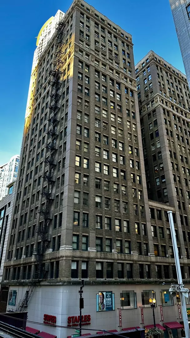 Chicago, IL 60602,111 N Wabash Avenue #1618