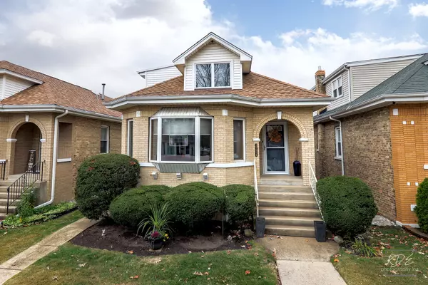 3224 N Plainfield Avenue, Chicago, IL 60634