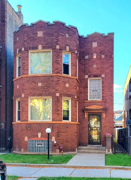 8222 S Marshfield Avenue, Chicago, IL 60620