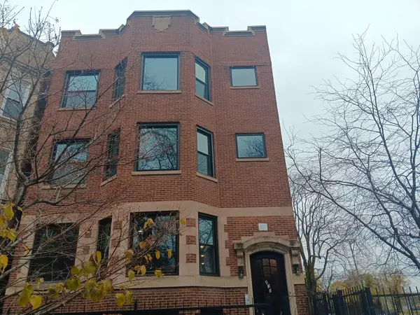 830 W Garfield Boulevard #1, Chicago, IL 60609