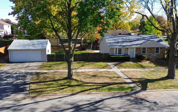 Glendale Heights, IL 60139,1695 Ardmore Avenue