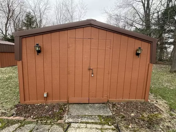 Sublette, IL 61367,28/93 Woodhaven Lakes Avenue