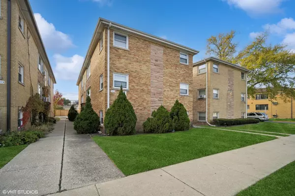 7517 W Fullerton Avenue #2S, Elmwood Park, IL 60707