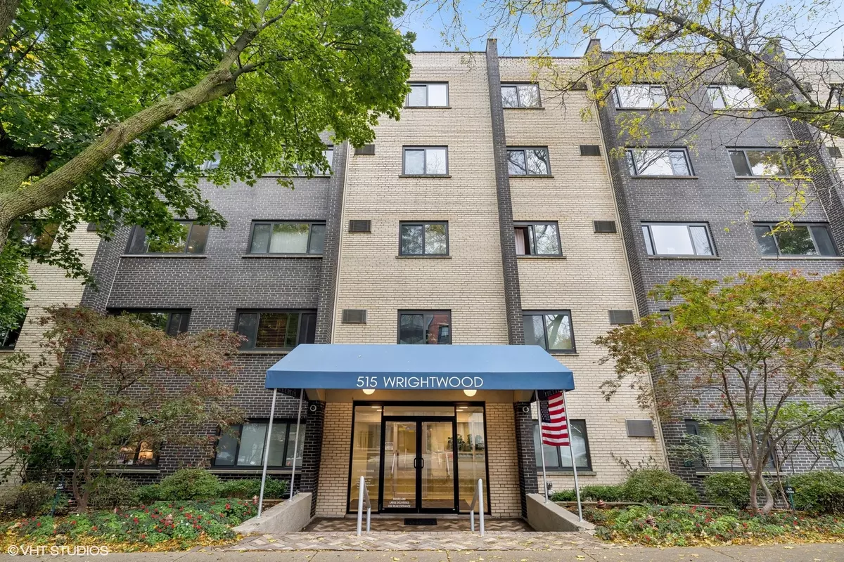 Chicago, IL 60614,515 W Wrightwood Avenue #308