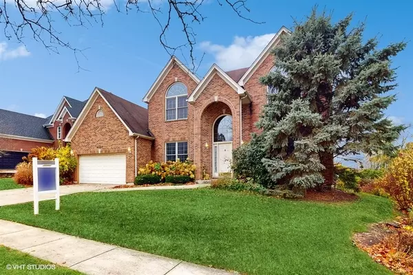 Woodridge, IL 60517,6724 Lakeview Court