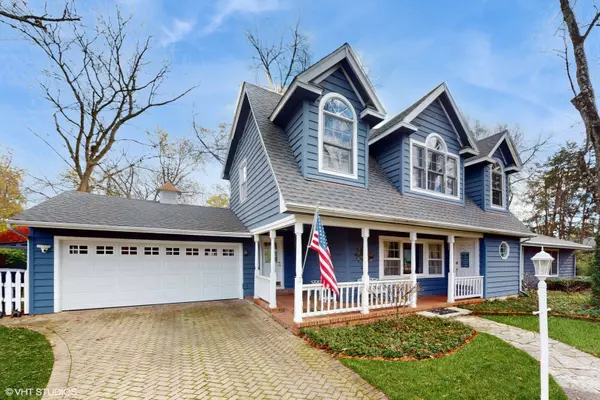 Riverwoods, IL 60015,1925 Maple Place