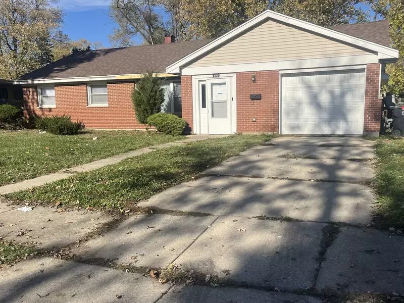 1230 E 156TH Street, South Holland, IL 60473