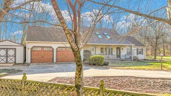 Mahomet, IL 61853,1705 Lake Shore Drive