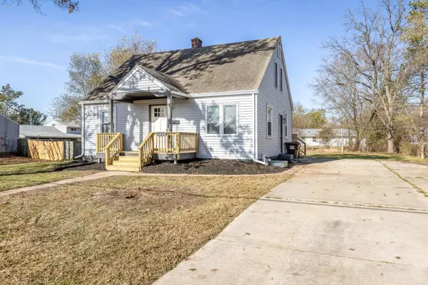 Rockford, IL 61103,1615 Pierce Avenue