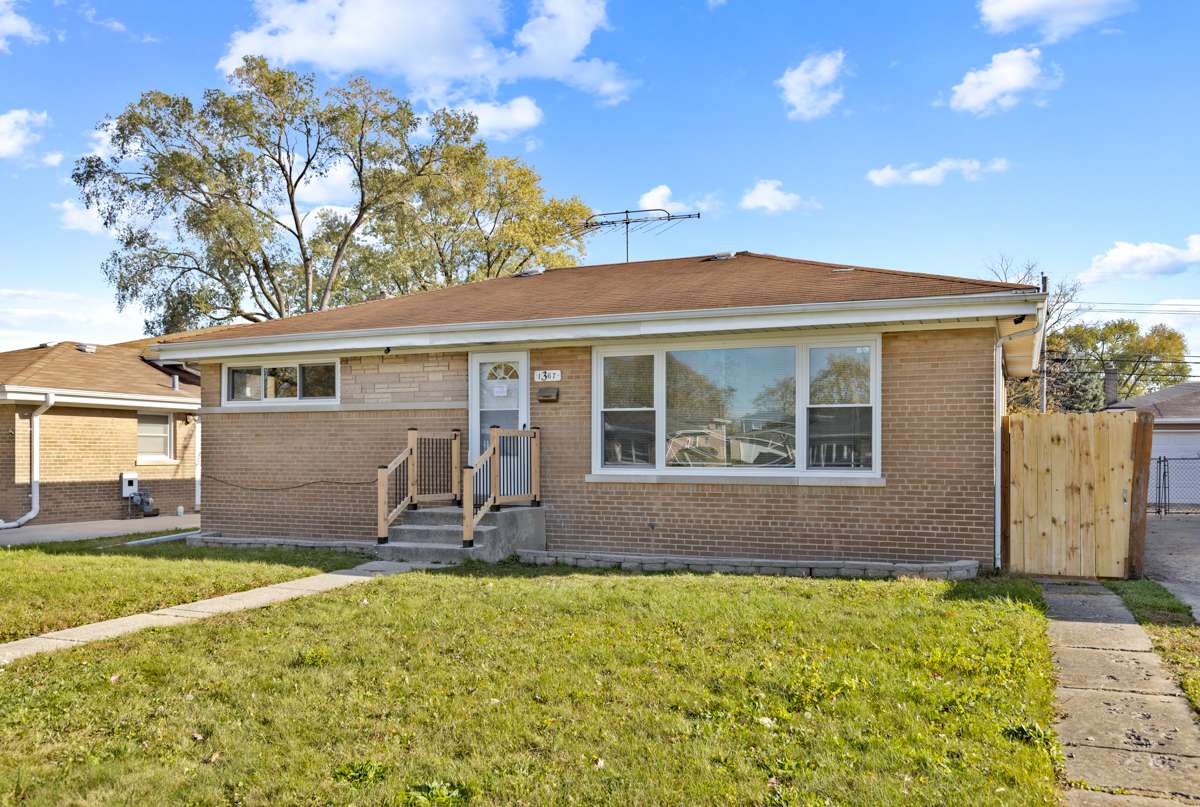 1367 Buffalo Avenue, Calumet City, IL 60409