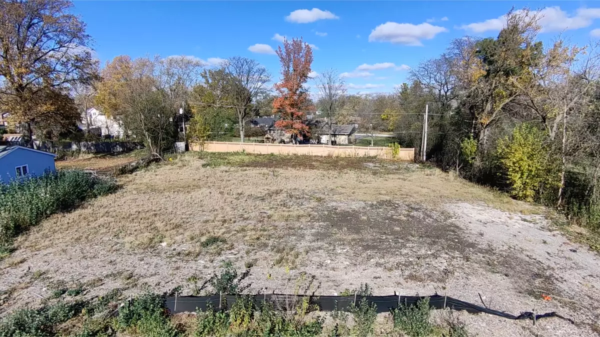 La Grange Highlands, IL 60525,1316 W 55th Street