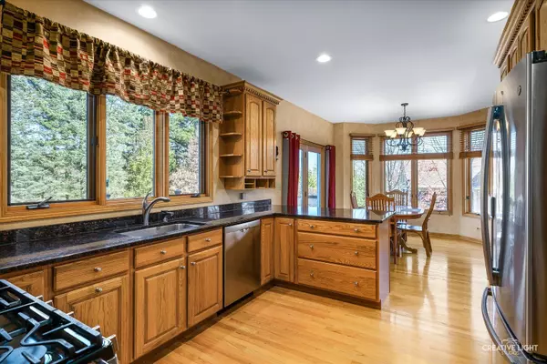 Carpentersville, IL 60110,3205 PINE WOODS Lane