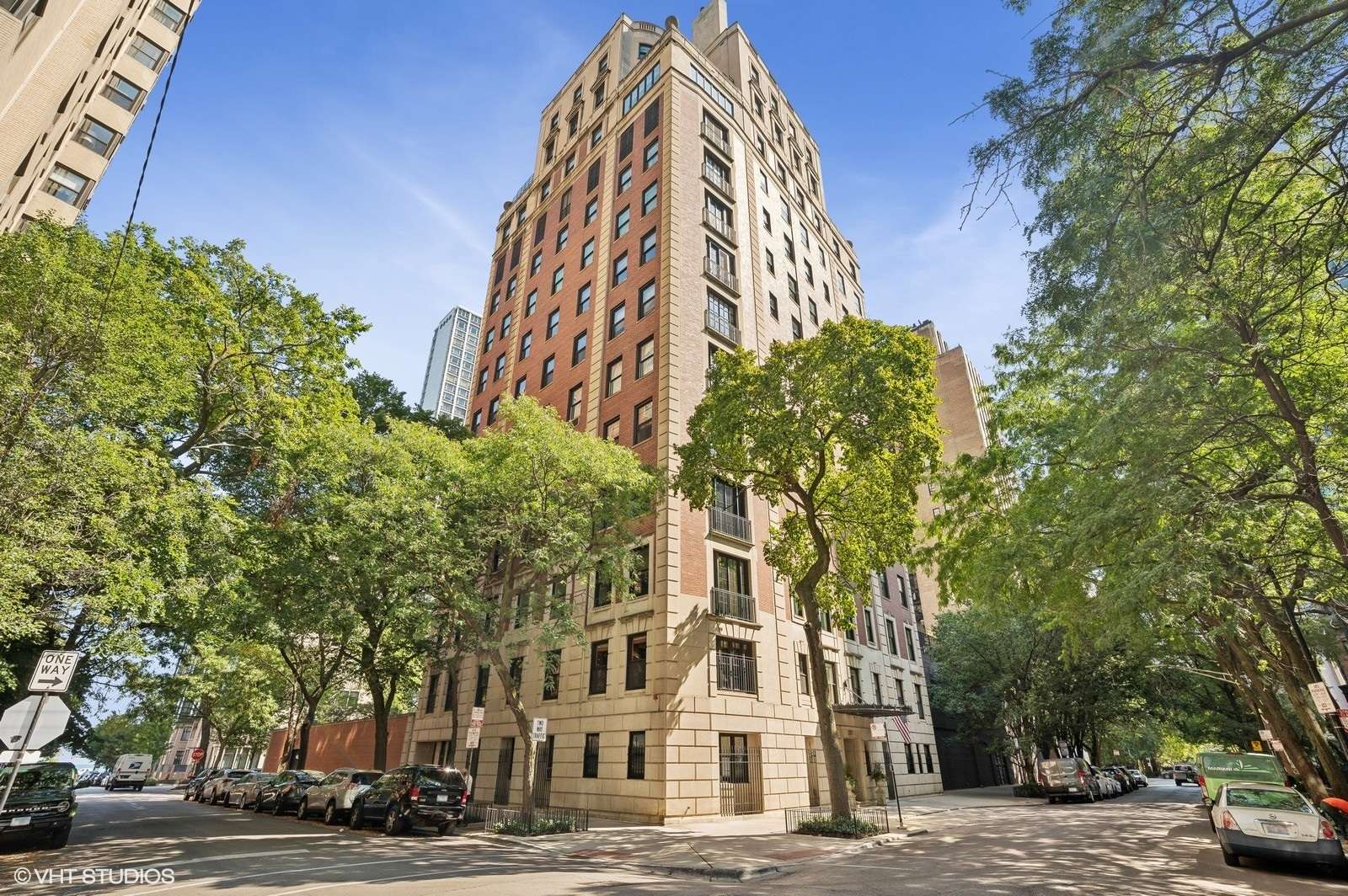 1325 N Astor Street #2, Chicago, IL 60610