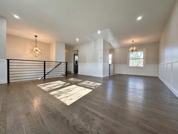 Hanover Park, IL 60133,1074 White Bridge Lane