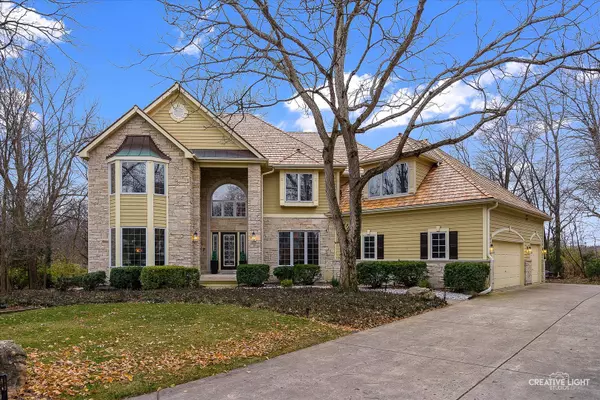 Naperville, IL 60565,216 Crooked Tree Court