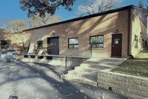 39W433 Highland Avenue #1, Elgin, IL 60124