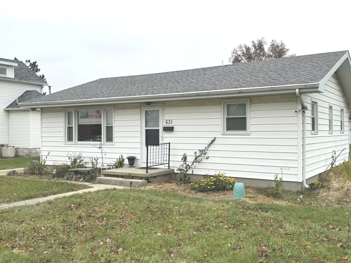 Paxton, IL 60957,631 W Pells Street