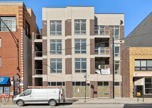 1218 W Belmont Avenue #2S, Chicago, IL 60657