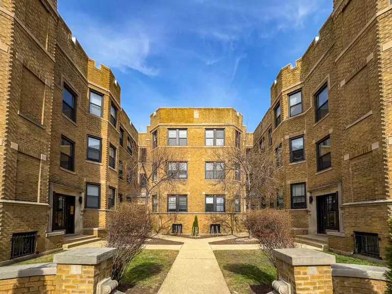 626 W Stratford Place #1E, Chicago, IL 60657