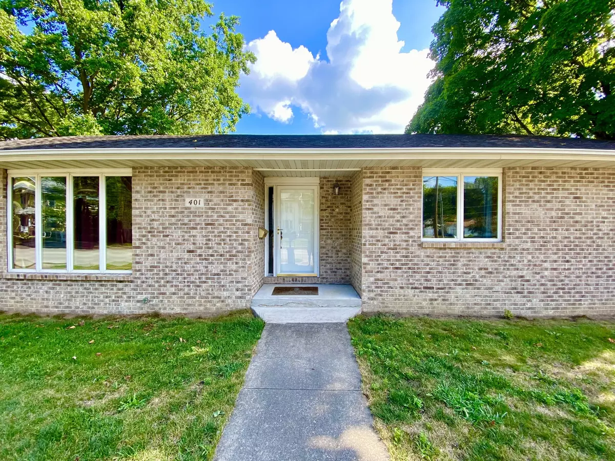 Monticello, IL 61856,401 E Marion Street