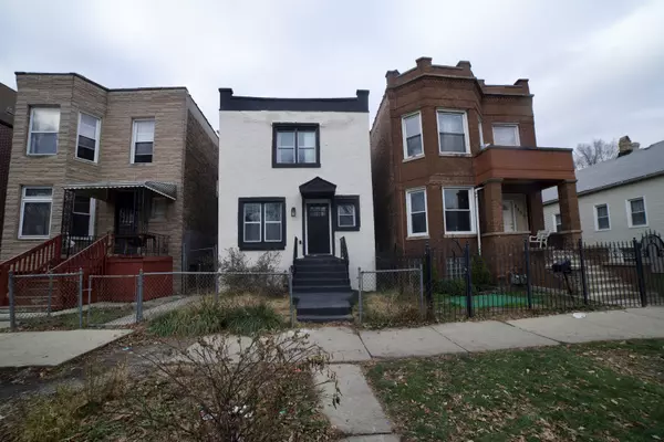 4852 W Congress Parkway, Chicago, IL 60644