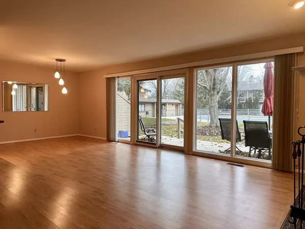 Champaign, IL 61822,3 Briar Hill Circle #3