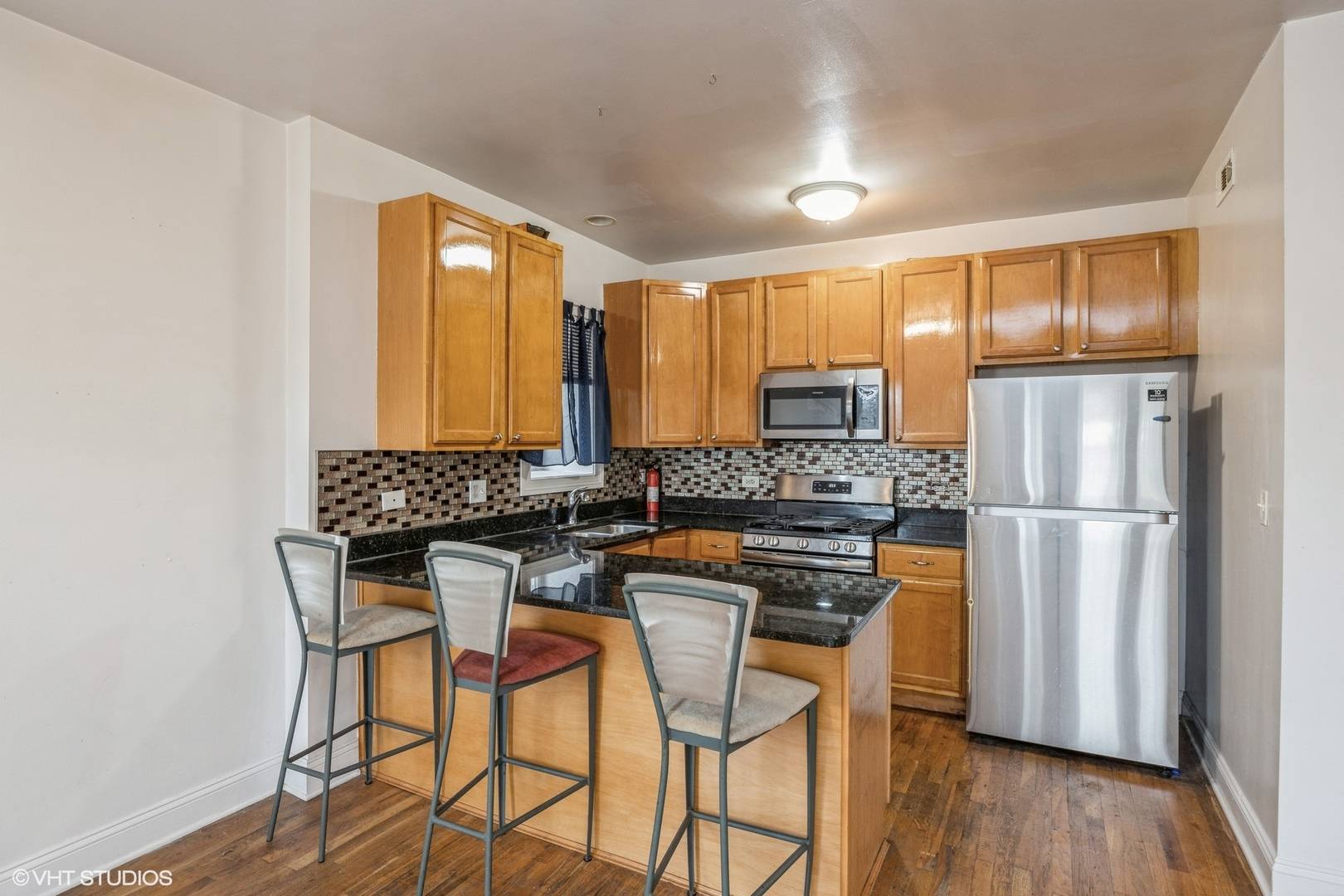 Chicago, IL 60624,805 S INDEPENDENCE Boulevard #3