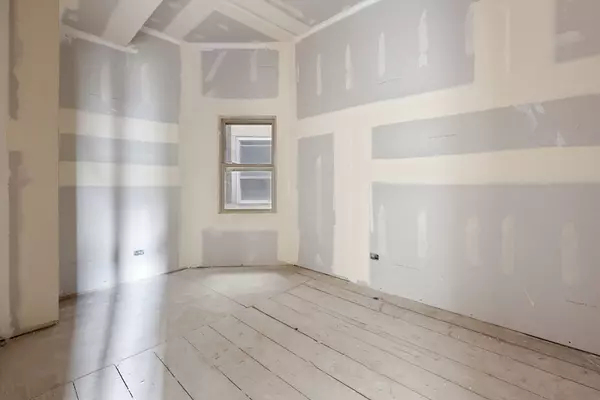 Chicago, IL 60621,6427 S Aberdeen Street